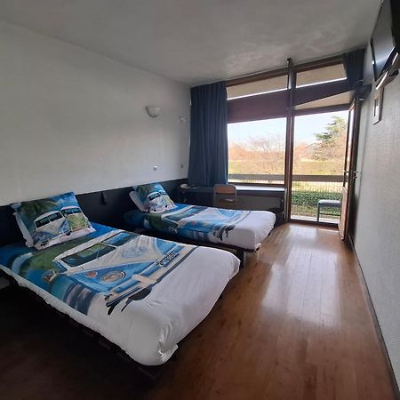Hotel Restaurant Cirius Montrond les Bains Bagian luar foto